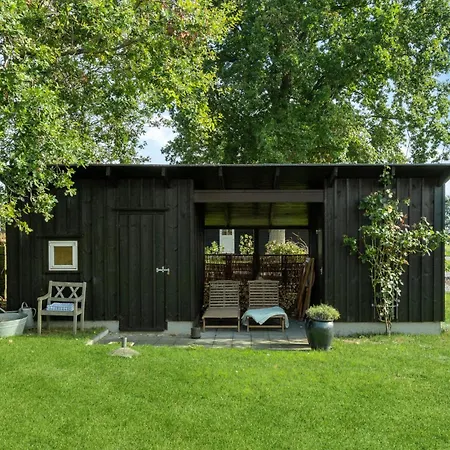 Holiday home 3 Bedroom Awesome In *