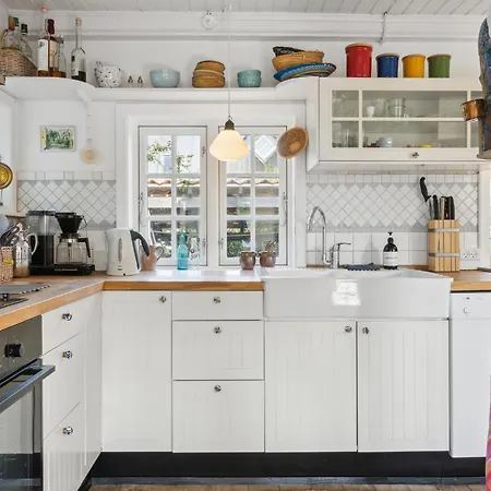 3 Bedroom Awesome In Feriehus Tranekær