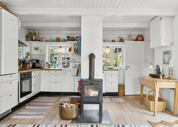 Nyaraló 3 Bedroom Awesome In Tranekær