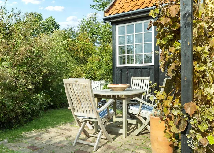 Holiday home 3 Bedroom Awesome In *