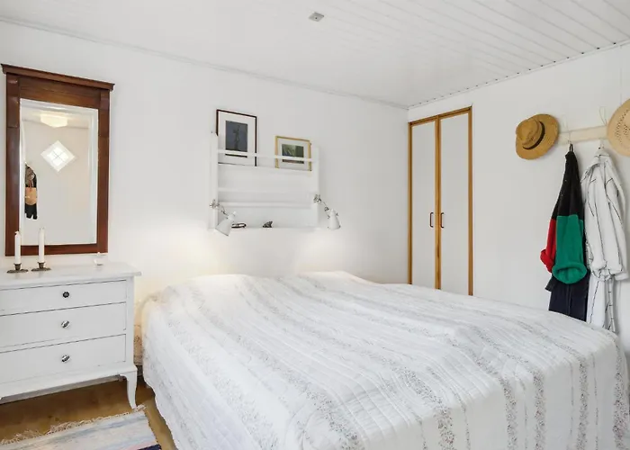 3 Bedroom Awesome In Holiday home Tranekaer