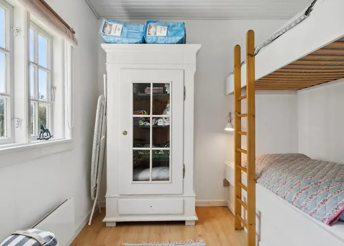 3 Bedroom Awesome In